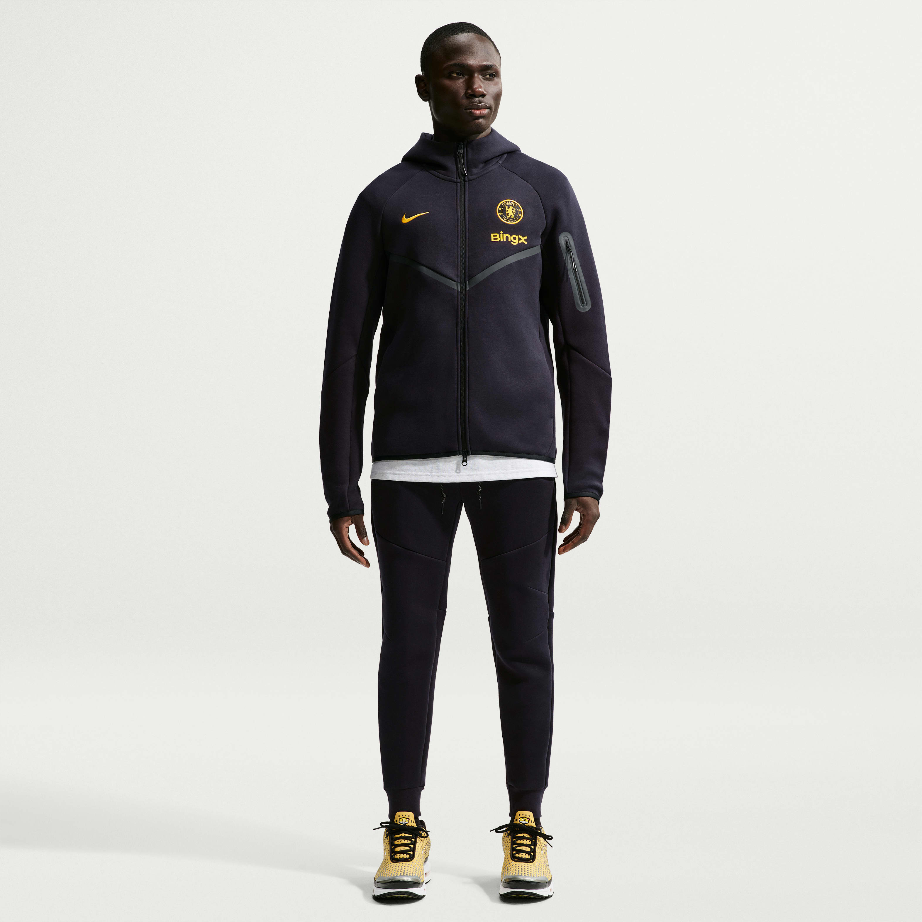 Nike Liverpool FC Tech Fleece Big Kids' (Boys') Nike Soccer Full